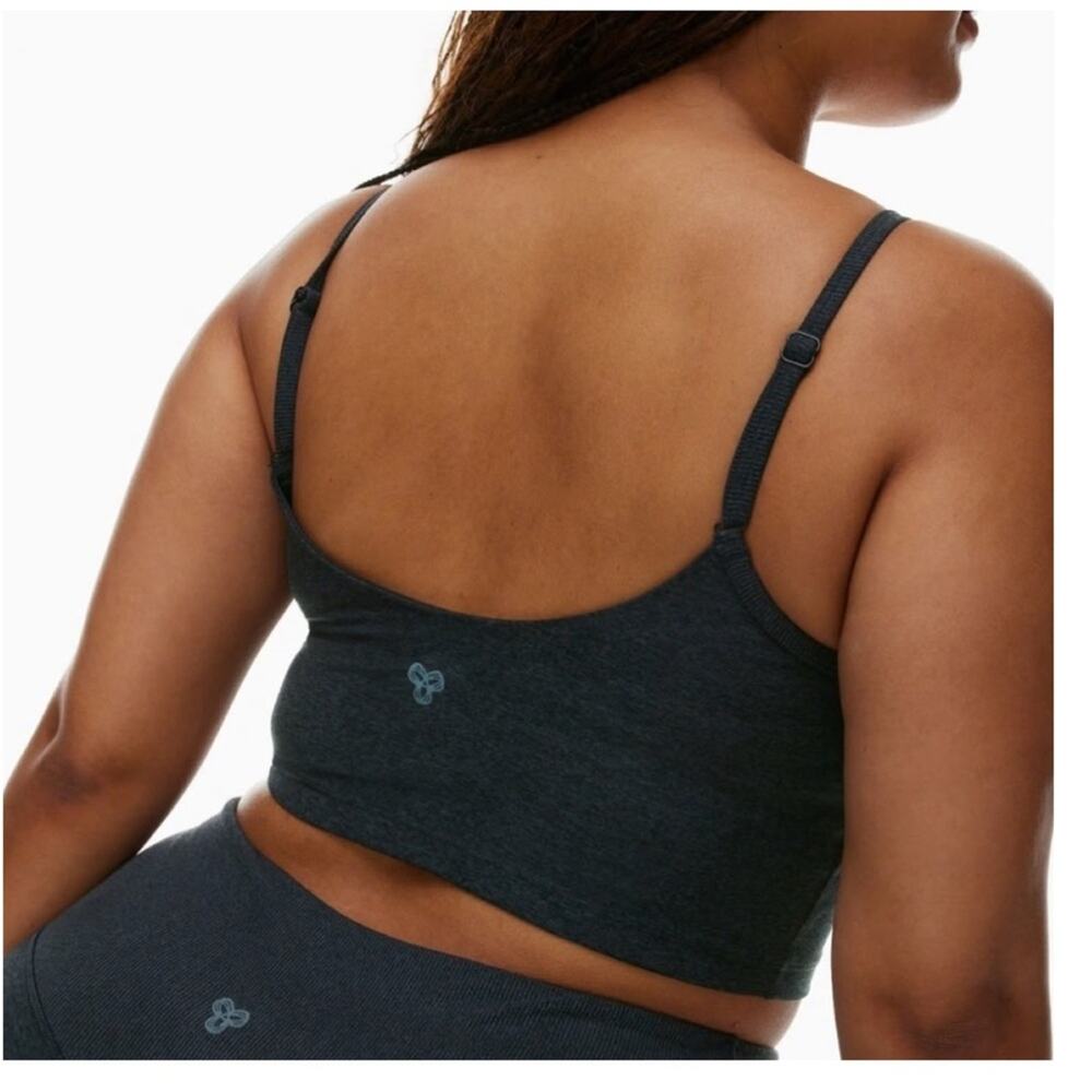 Aritzia TNAction Macro‎ Workout Tank Women's Size S Gray Pilates Princess